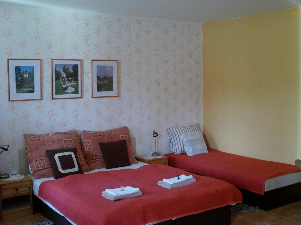 La Ferme De Sissi Apartment Smrzice Phòng bức ảnh